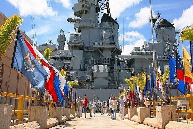 Battleships of WWII at Pearl Harbor from Waikiki - Getting to Pearl Harbor without ticket stress (and what “guaranteed admission” means)