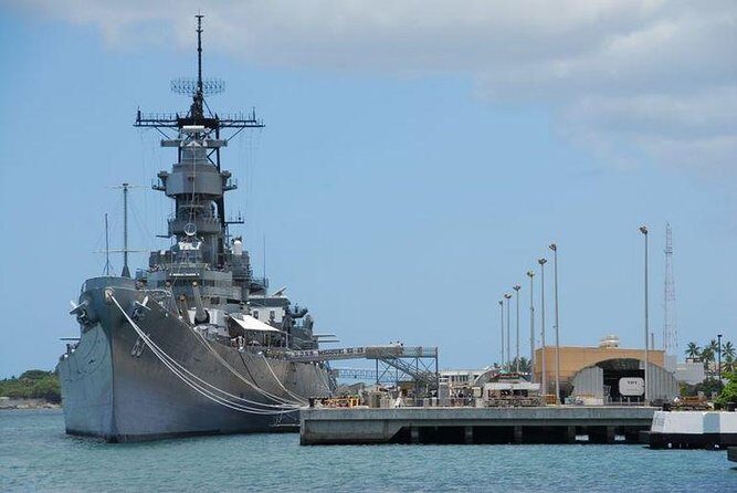 Complete Pearl Harbor Experience Tour Departing from Waikiki Area - Quick hits before you go