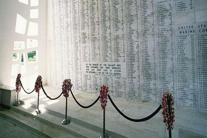 Complete Pearl Harbor Experience Tour from The Big Island - USS Arizona Memorial: The Wreck View and the 1,177 Names