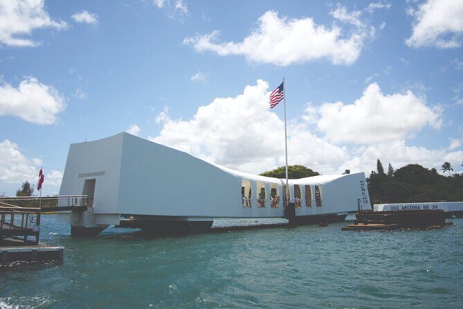 Day Trip from Kauai to Oahu: WWII Pearl Harbor Heroes - Key takeaways before you go