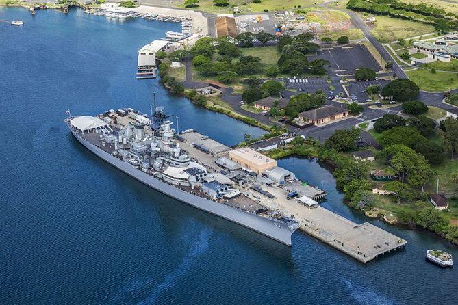 Day Trip from Maui to Oahu: Pearl Harbor WWII Heroes Adventure - Quick take: what makes this Pearl Harbor day trip work