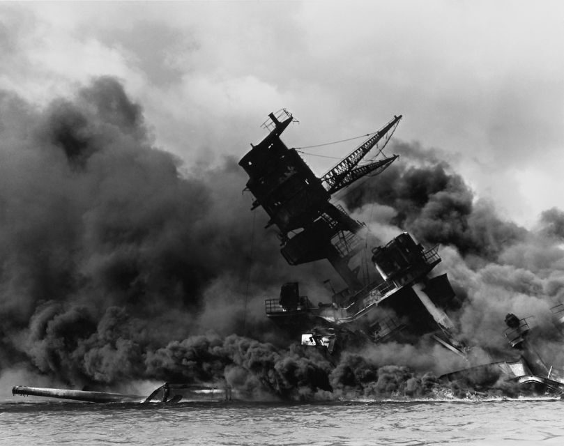 From Waikiki: Pearl Harbor USS Arizona Memorial Program - Waikiki to Pearl Harbor, without the usual ticket headache