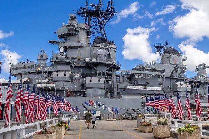 Grand Pearl Harbor and City Tour - Stop One: USS Arizona Memorial and the Other Historic Sites