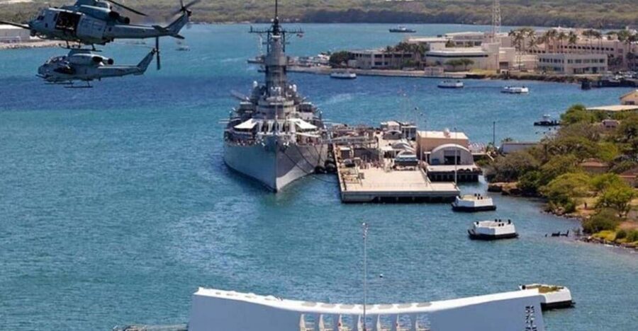 Honolulu: Pearl Harbor, USS Arizona and Battleship Missouri - From Waikiki to Pearl Harbor: logistics that actually matter