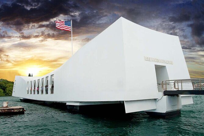 Luxury Pearl Harbor USS Arizona Memorial Small Group Tour - Waikiki Pickup and the Trip Over: Comfort Matters