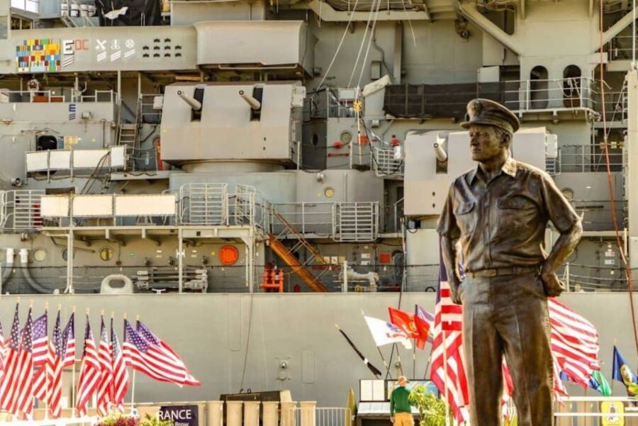 Oahu: Pearl Harbor Battleship Tour - Accessibility and the Practical Reality of Moving Through Sites