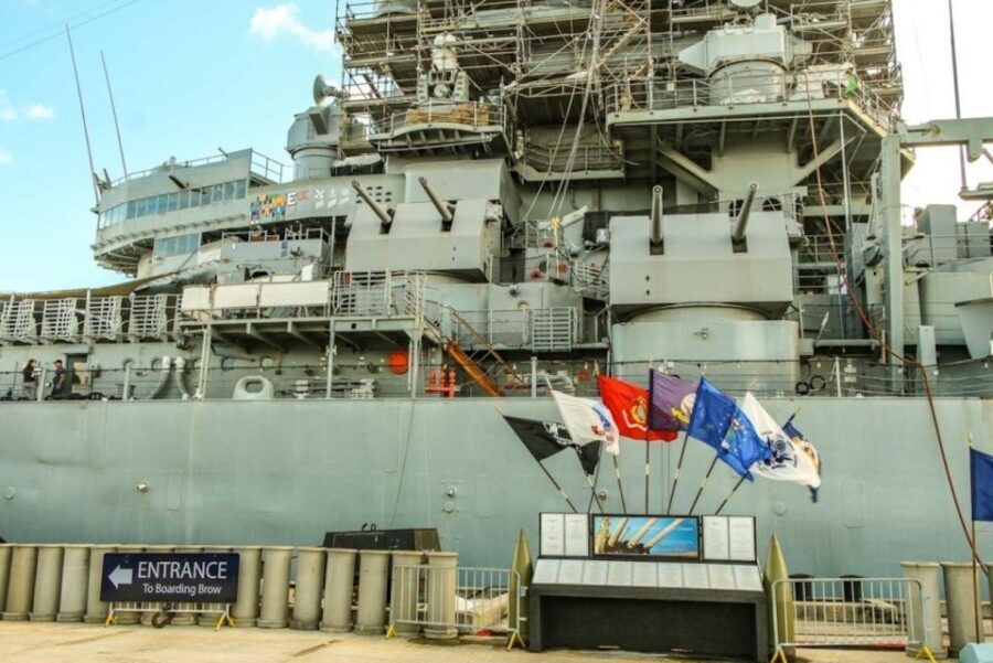 Oahu: Pearl Harbor Battleships Group Tour - The Boat to the USS Arizona Memorial: A Moment You’ll Feel