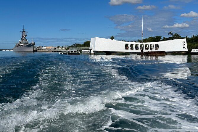 Oahu: Pearl Harbor USS Arizona Memorial Small Group Tour - The USS Arizona Memorial boat ride: the moment you remember