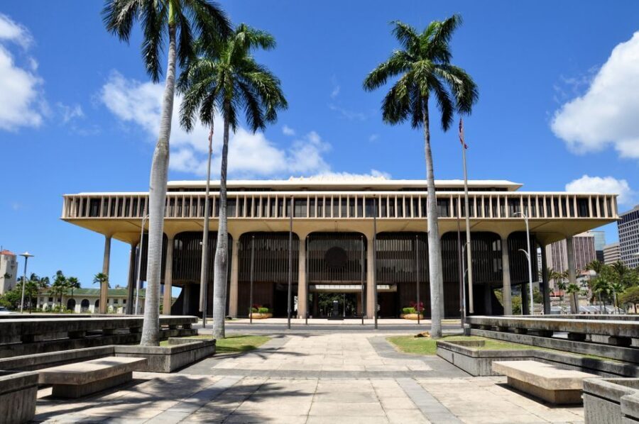 Oahu: Pearl Harbor, USS Arizona, Might Mo, & Honolulu Tour - Pearl Harbor and the USS Arizona Memorial audio time