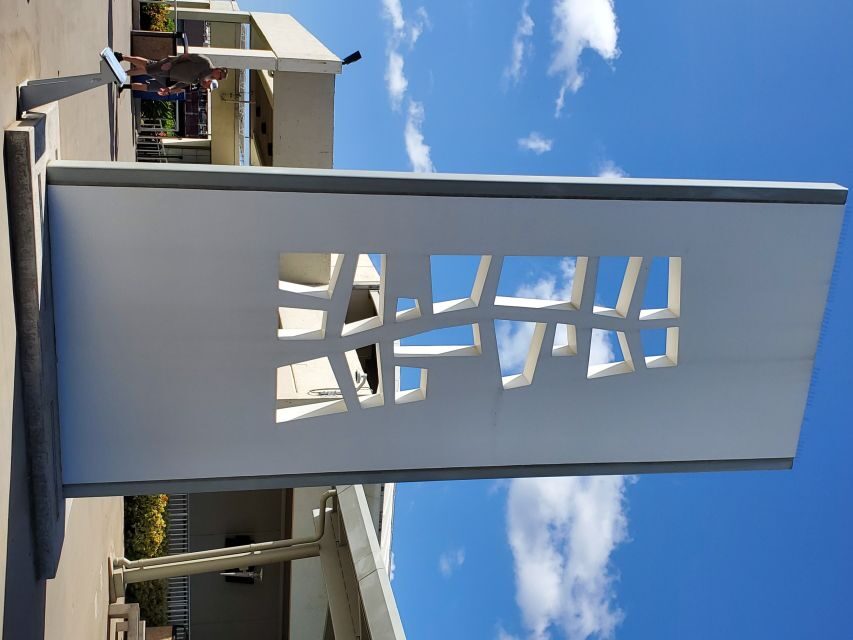 Oahu: USS Arizona Memorial Chief's Narrated Multimedia Tour - How the Path of Attack shoreline tour changes what you see