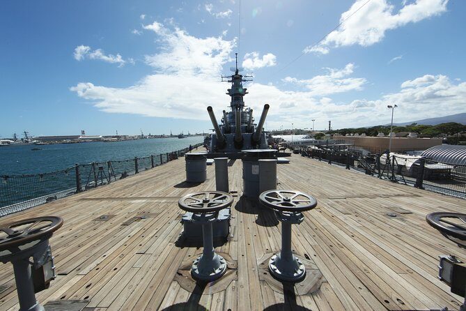 Pearl Harbor History Remembered Tour from Ko Olina - USS Arizona Memorial: the shuttle boat moment you won’t forget