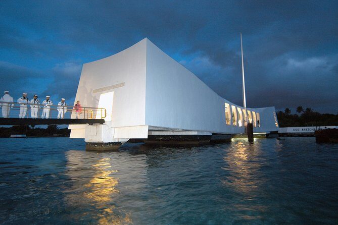 Pearl Harbor Tour Arizona Memorial and USS Bowfin - Why This 4-Hour Private Pearl Harbor Tour Fits Real Life