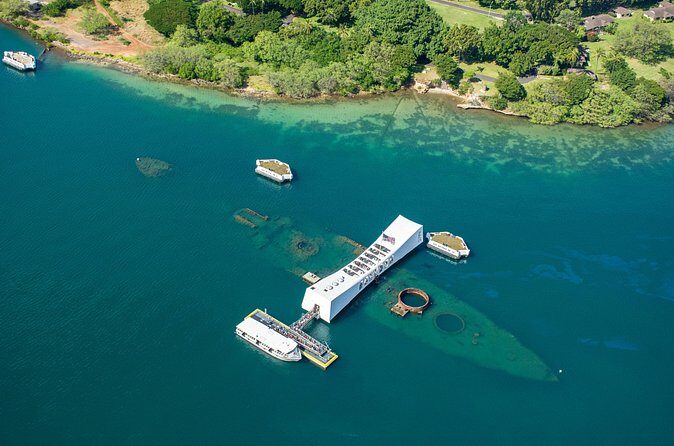 Pearl Harbor USS Arizona Memorial and Honolulu City Tour - Who this tour fits best