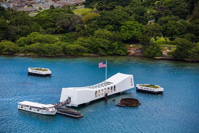 Pearl Harbor, USS Arizona Memorial & Honolulu City Tour - Quick hits before you go