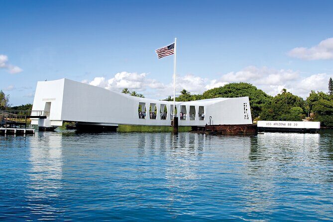 Pearl Harbor, USS Arizona Memorial & Honolulu City Tour - Why this Pearl Harbor and Honolulu combo tour feels efficient