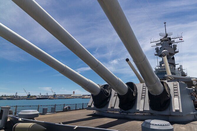 Pearl Harbor, USS Arizona Memorial & Honolulu City Tour - USS Arizona Memorial: what you’ll actually do and how to prepare