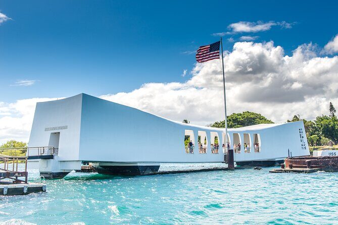 Premier Pearl Harbor and Hawaii Kingdom History Tour - USS Arizona Memorial: The Ferry Ride and the Moment It Creates