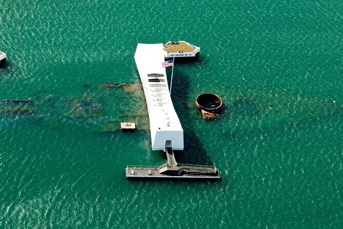 PRIVATE Pearl Harbor: Arizona Memorial, Missouri Ship & City Tour - Historic Honolulu Pass-By: Iolani Palace and King Kamehameha