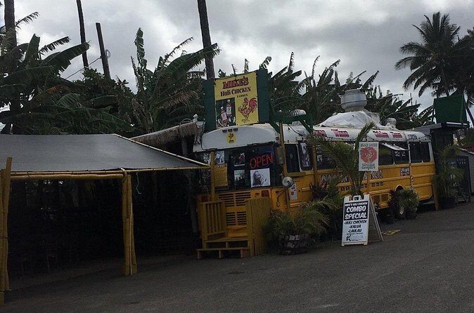 Private Pearl Harbor & North Shore tour (Se habla Español) - Haleiwa Town Center: surfers, artists, and good photo chances